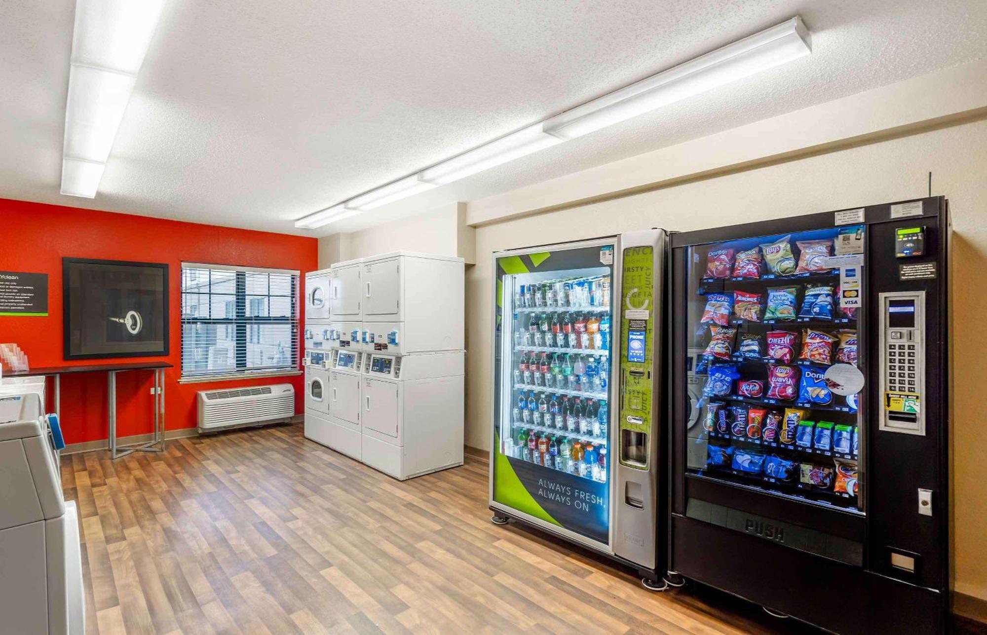 Extended Stay America Select Suites - Chicago - Naperville - West Экстерьер фото