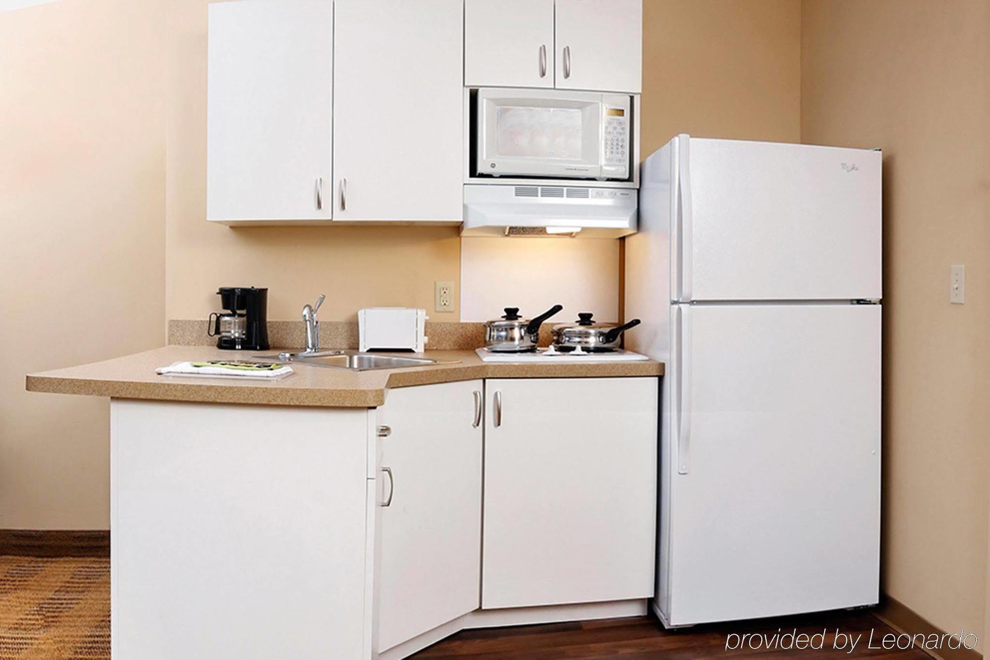 Extended Stay America Select Suites - Chicago - Naperville - West Экстерьер фото